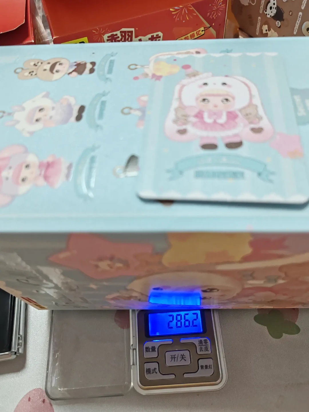 TOPTOY给糯米儿过3岁生日：打卡白拿徽章、新款二手价差拉到44元，8月31日前凑热闹来得及