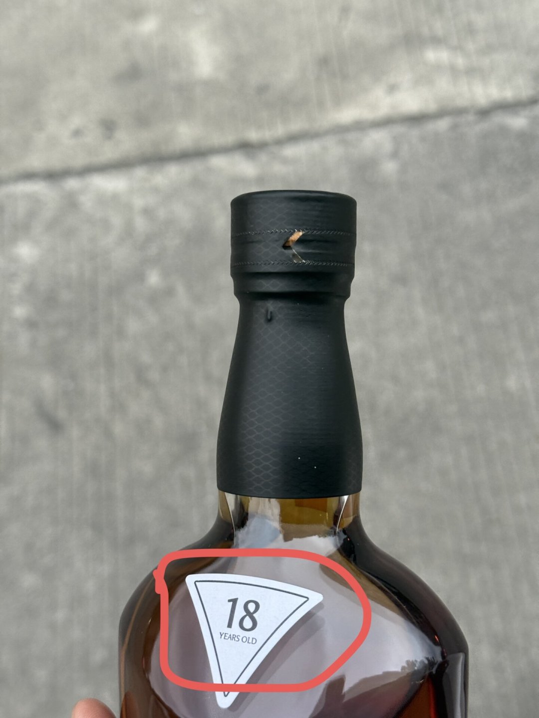 威士忌跌了四年,轮到买家出手了:这些便宜能捡,那几种便宜是假酒陷阱