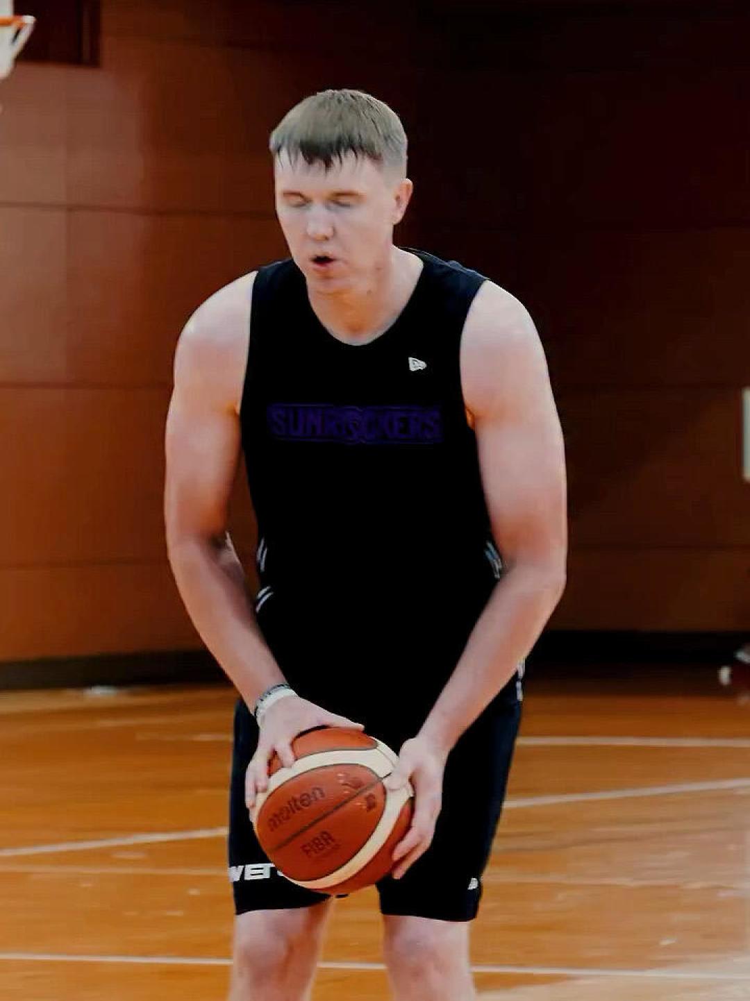 从落选秀到亚洲一轮MVP：世预赛第二阶段开打前，看懂霍金森
