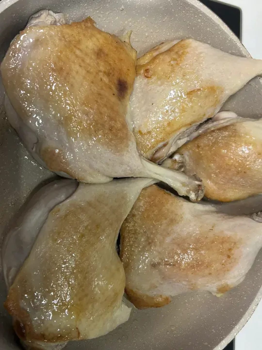 处暑还有2天,鸭子别买错:老鸭嫩鸭怎么选、三大流派怎么吃、料包值不值,一文说清
