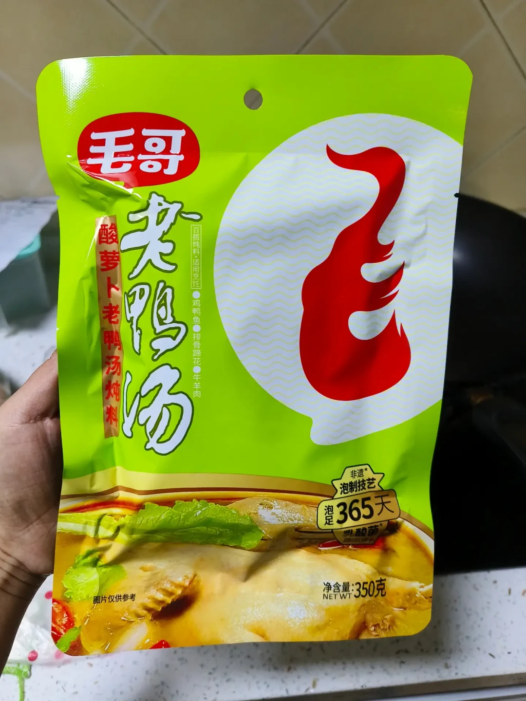 处暑还有2天,鸭子别买错:老鸭嫩鸭怎么选、三大流派怎么吃、料包值不值,一文说清