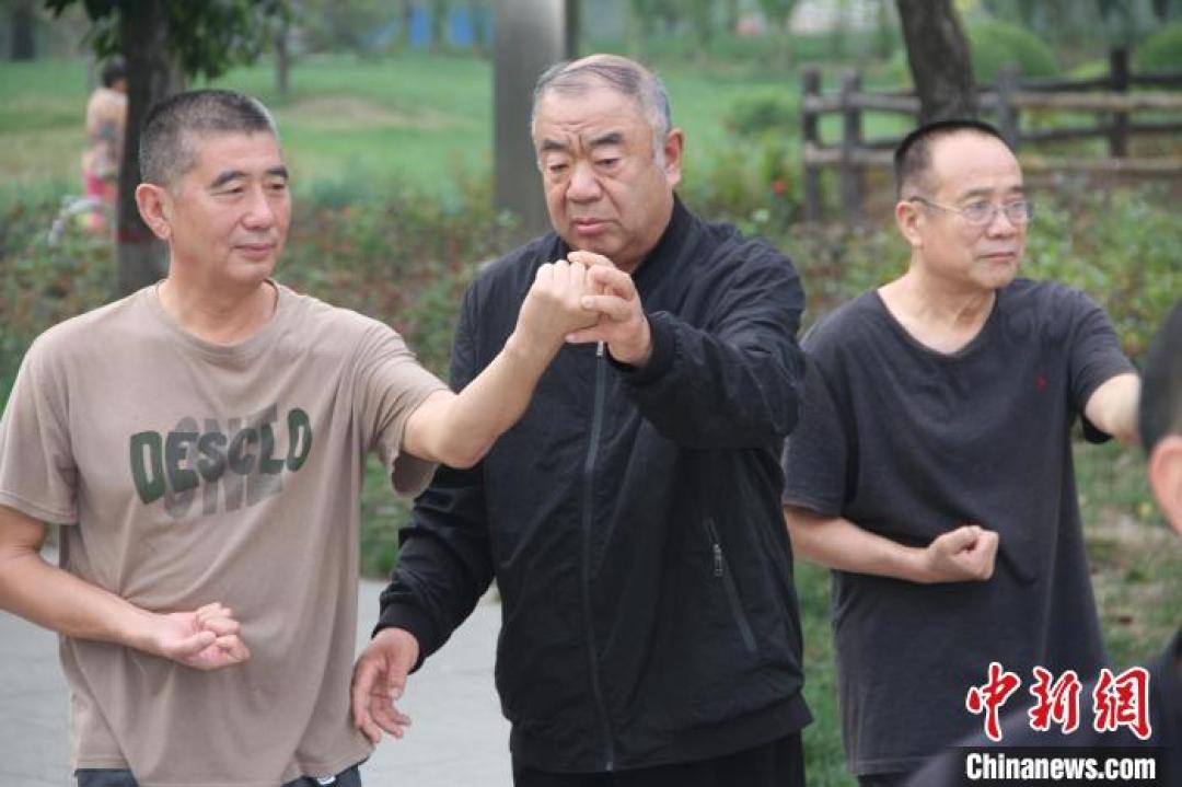 李福克吵了半年,形意拳到底值不值得学?先把全网这堆噪音过滤一遍