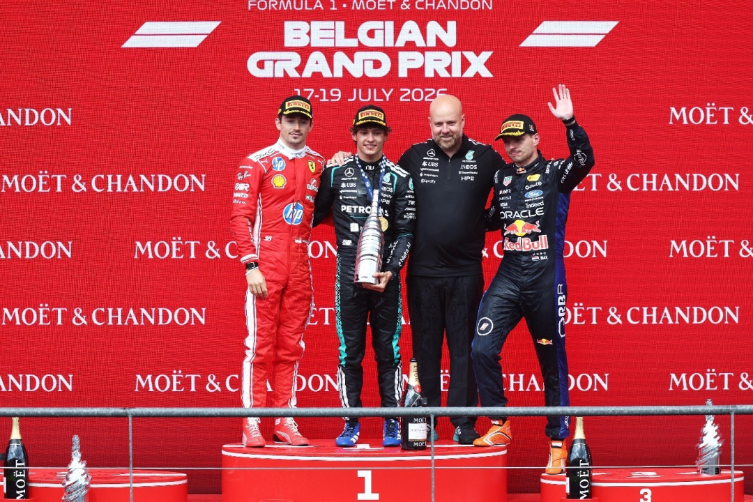 F1冠军喷的香槟不是什么高端货：本周末荷兰站，领奖台“香槟雨”其实是酩悦入门线