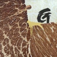 牛肉干哪个好吃？厚切耐嚼和轻薄酥脆，选对口感更重要