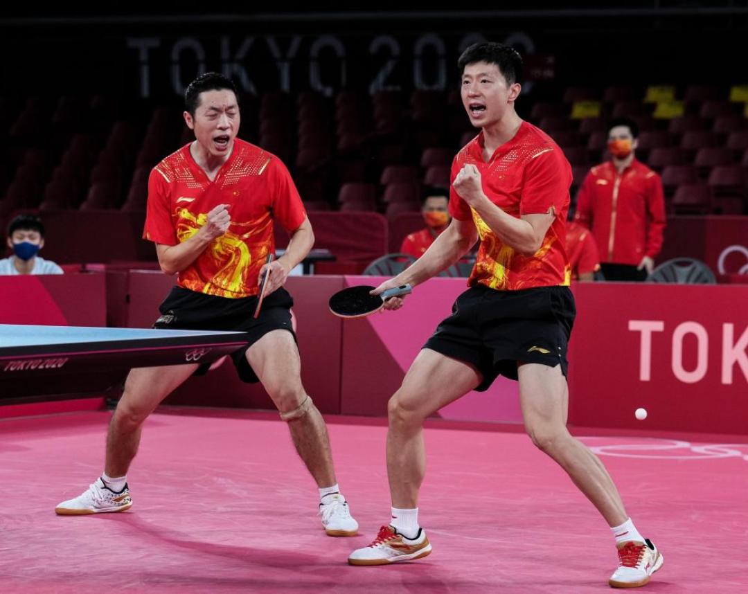 落选亚运会，却和马龙拿下全锦赛男双冠军：许昕留下那句“有没有可能是一直在呢？”