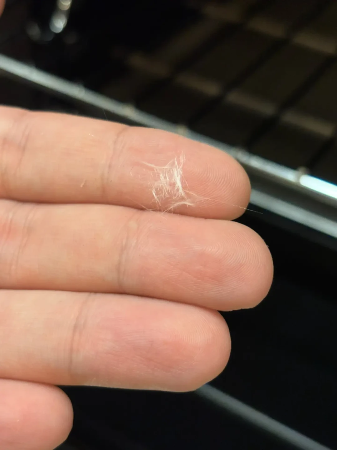 烤箱里真有玻璃纤维,但看完几百条吐槽帖,我发现真正该怕的不是保温棉
