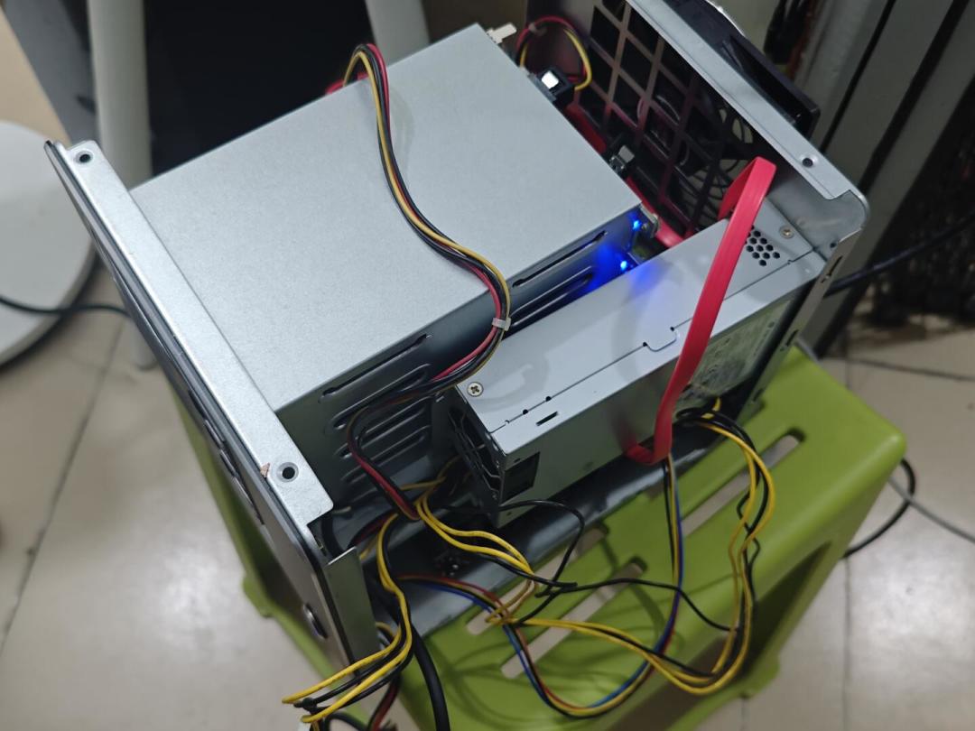 硬盘、内存都在涨,DIY NAS玩家的硬盘到底买不买?