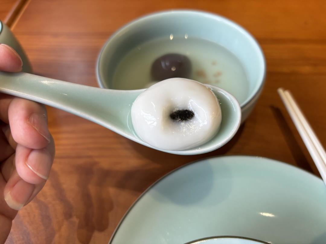 三雪和缸鸭狗是一家？配料表还有两版？买缸鸭狗汤圆前先弄清这三件事