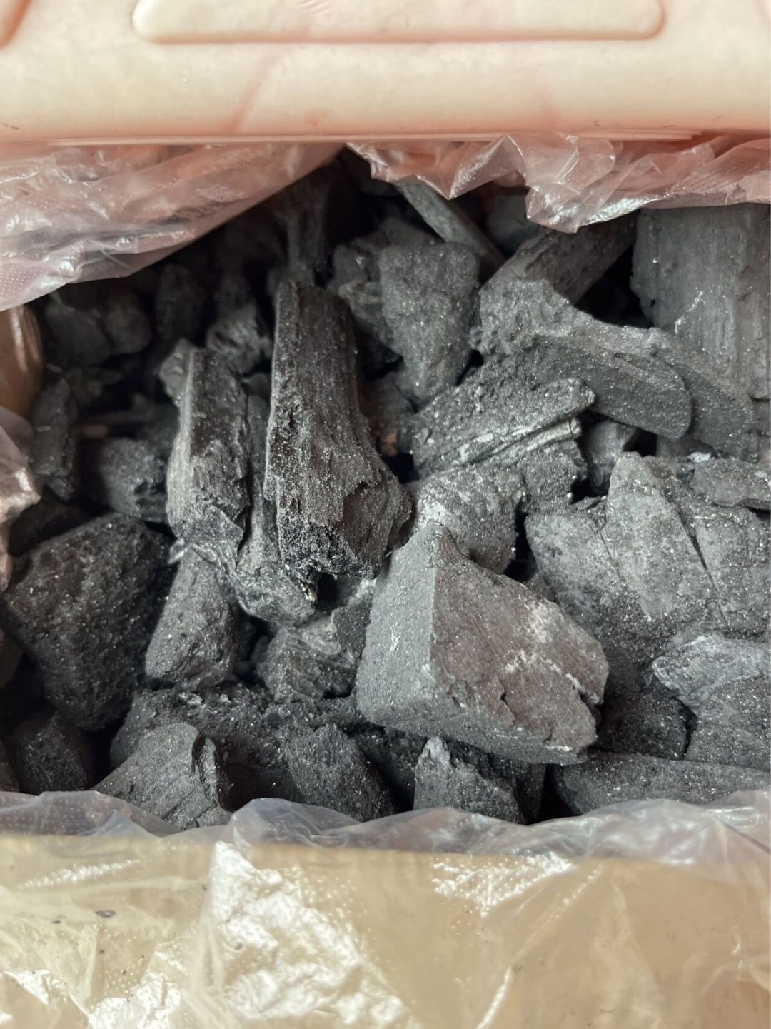 秋天第一顿烧烤,别栽在“炭点不着”上:3种炭、3个用量基准、3种点火法一次说清