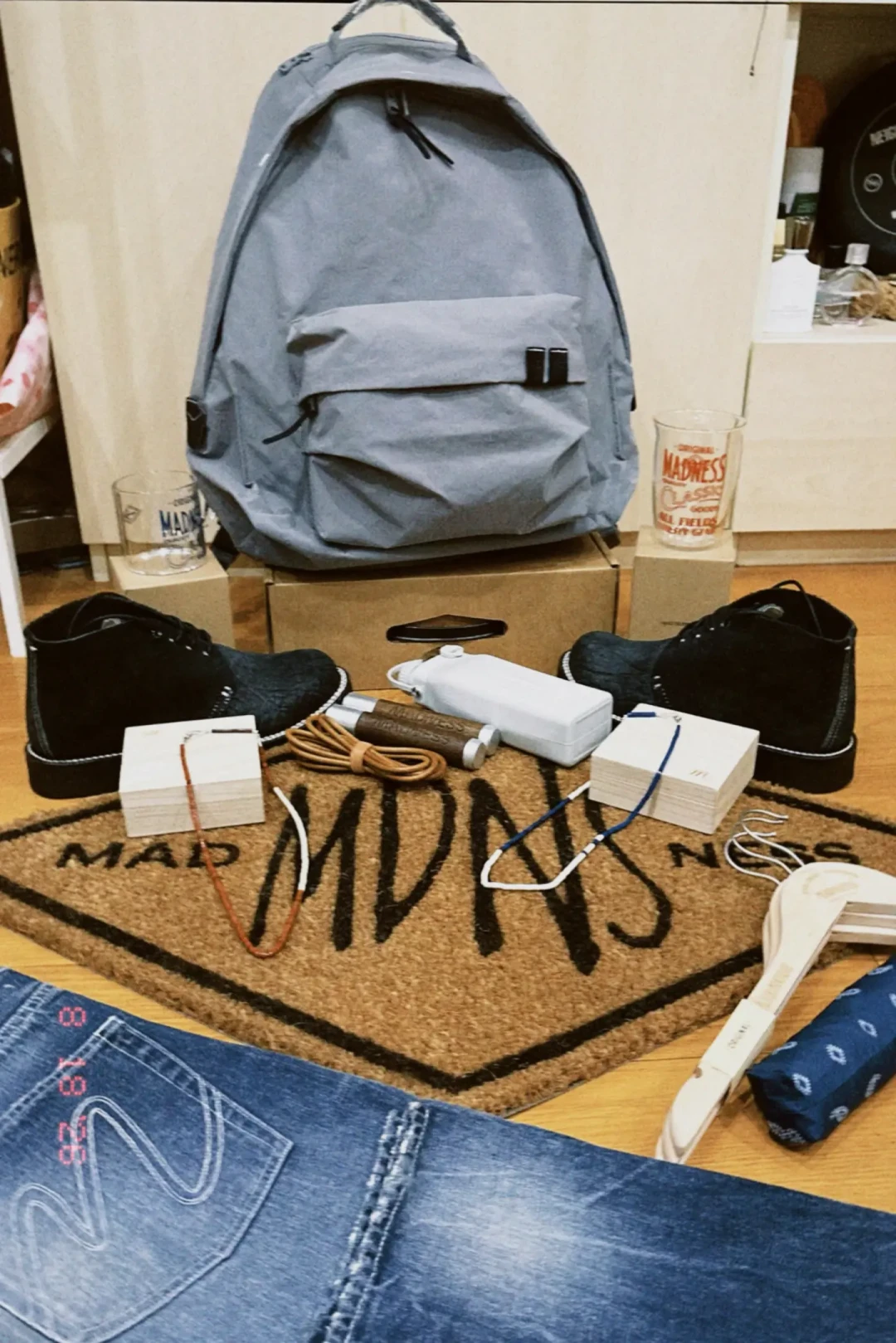 余文乐翻红这一周:今晚19:30披哥一公全开麦,MADNESS 12周年快闪也在进行,哪些值得买、哪些别碰