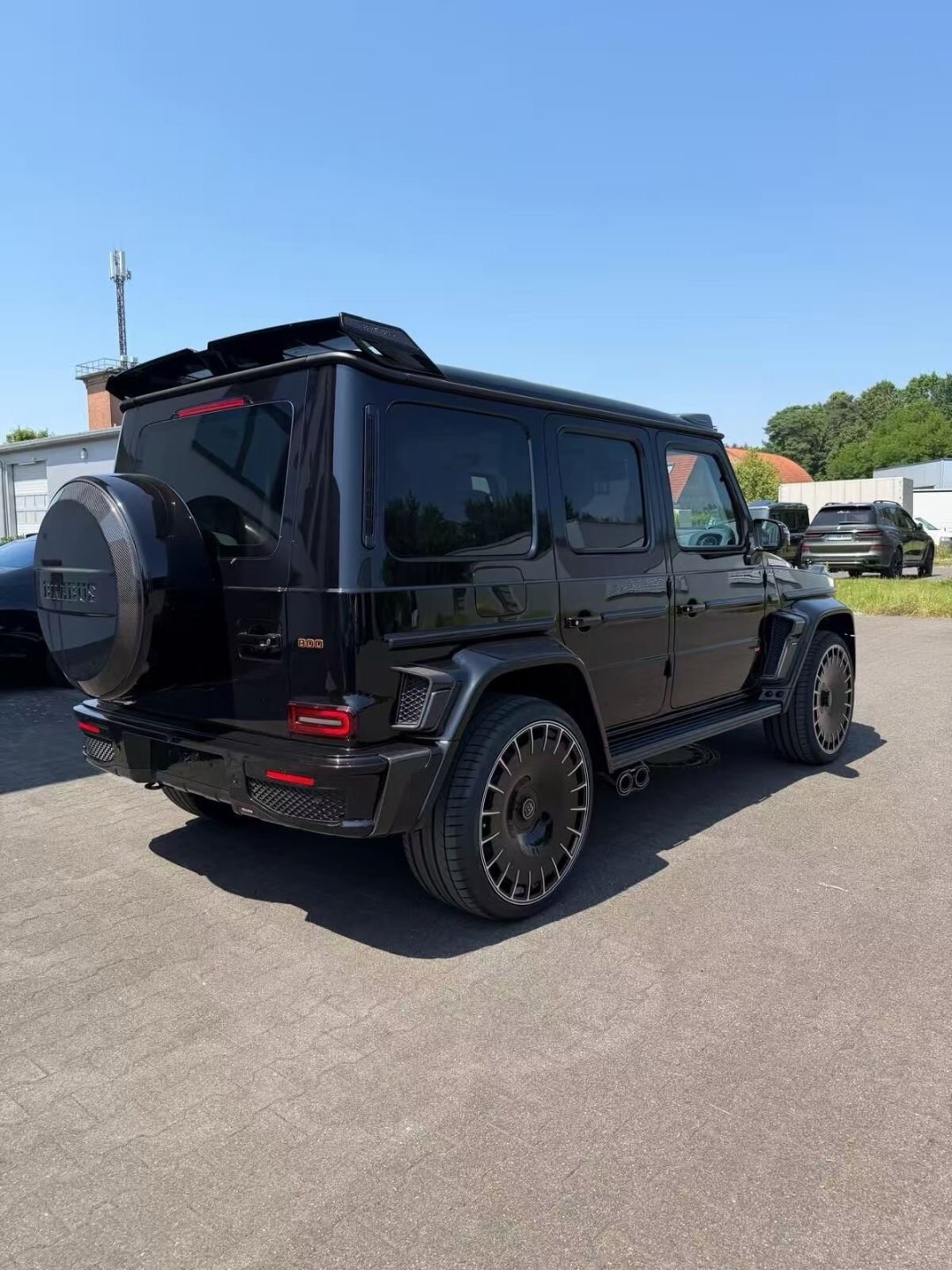 巴博斯G800一年掉价200多万:新车400万,二手200冒头,30多万还有“自制版”——想捡漏,先学会分真假