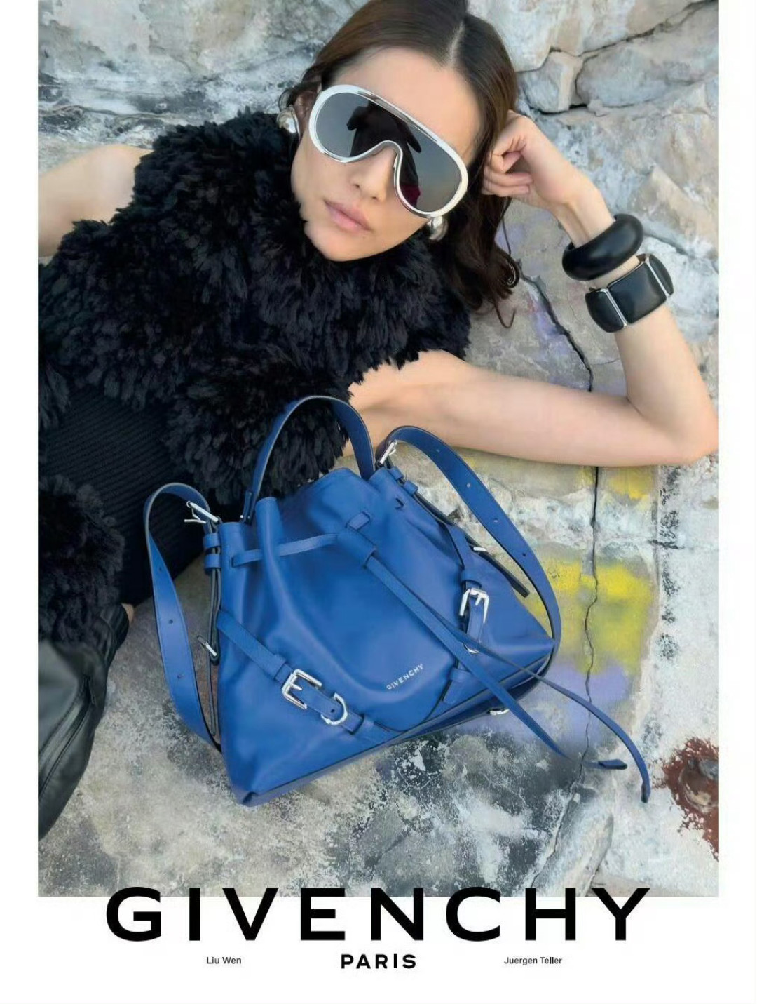 从Saint Laurent到Balenciaga,一季四连宣:刘雯这波