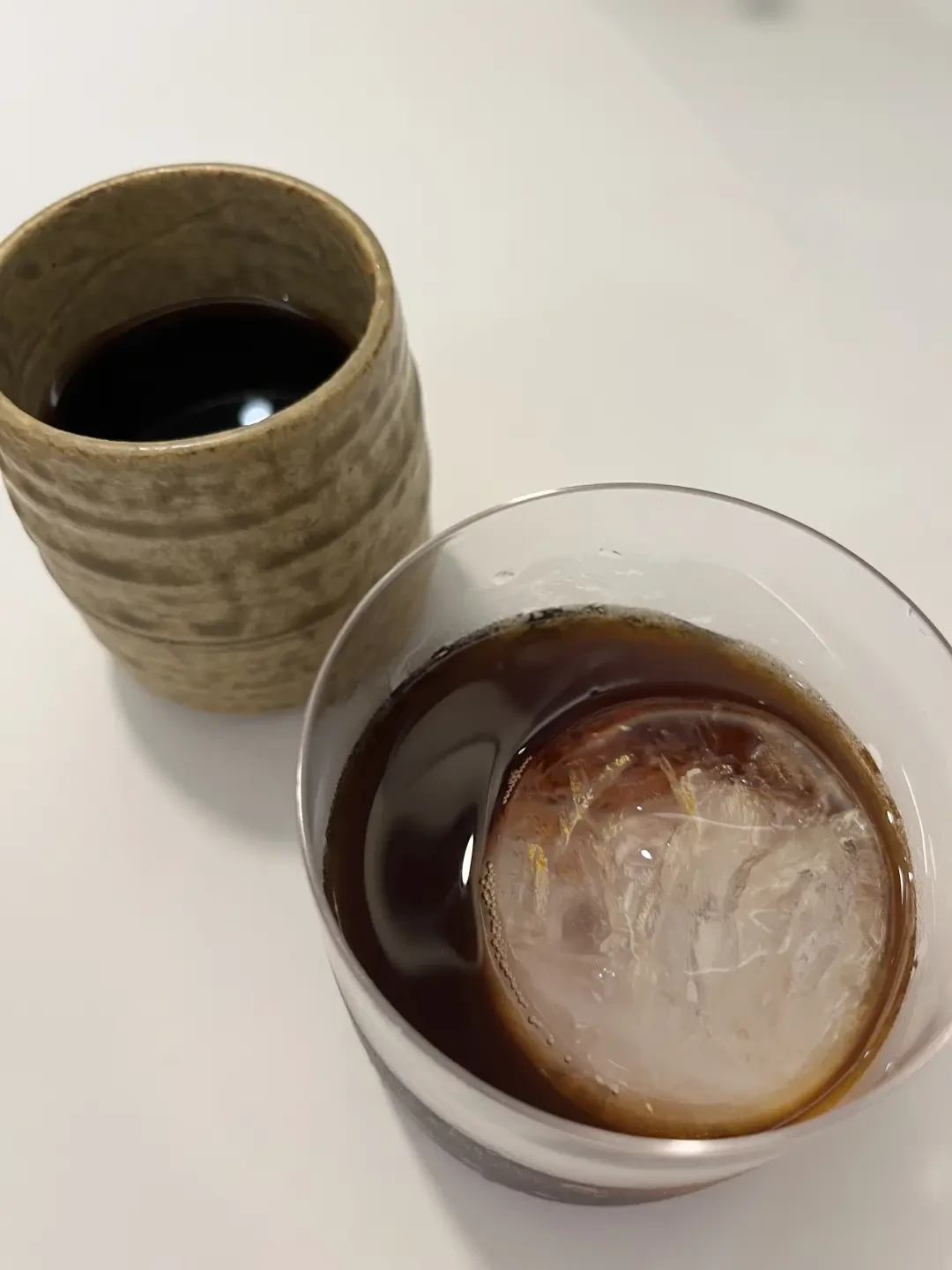 赶在夏天结束前再冷萃一壶:喝剩半包的咖啡豆拿来做拼配,7:3不容易翻车,一壶不到5块钱