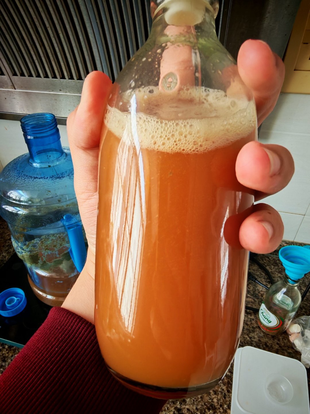 精酿都降到15块一杯了,自酿啤酒还划算吗?给