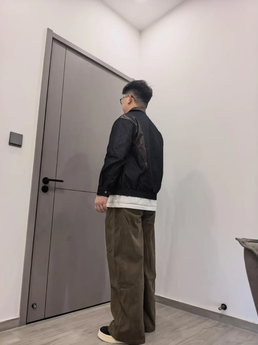 微胖男生,为什么一入秋就“突然变胖”?缺的不是衣服,是结构