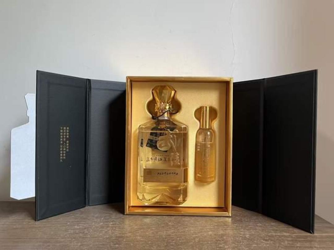 武陵酒真的在盲评中赢了茅台?扒了扒这个酒圈说法的来源:金牌是真的,成绩单不存在