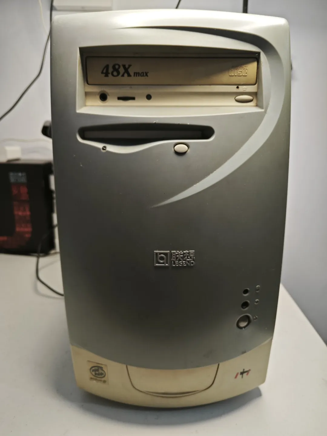 Win10“续命”到2027年10月：不愿升级Win11的人，把怀旧买成了购物车