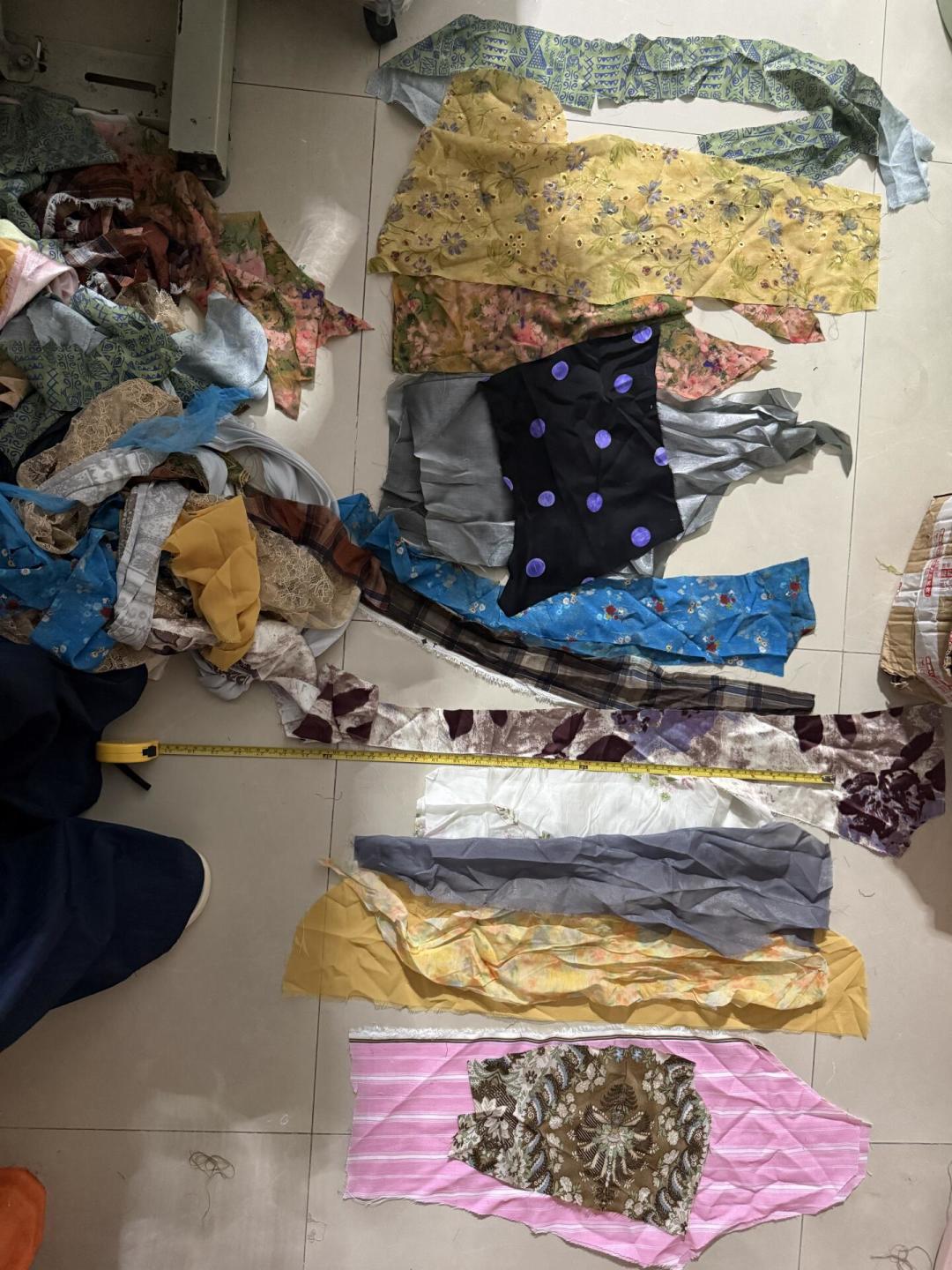 做秋装最容易翻车的不是手艺,是布料:4种放心买,3种别碰
