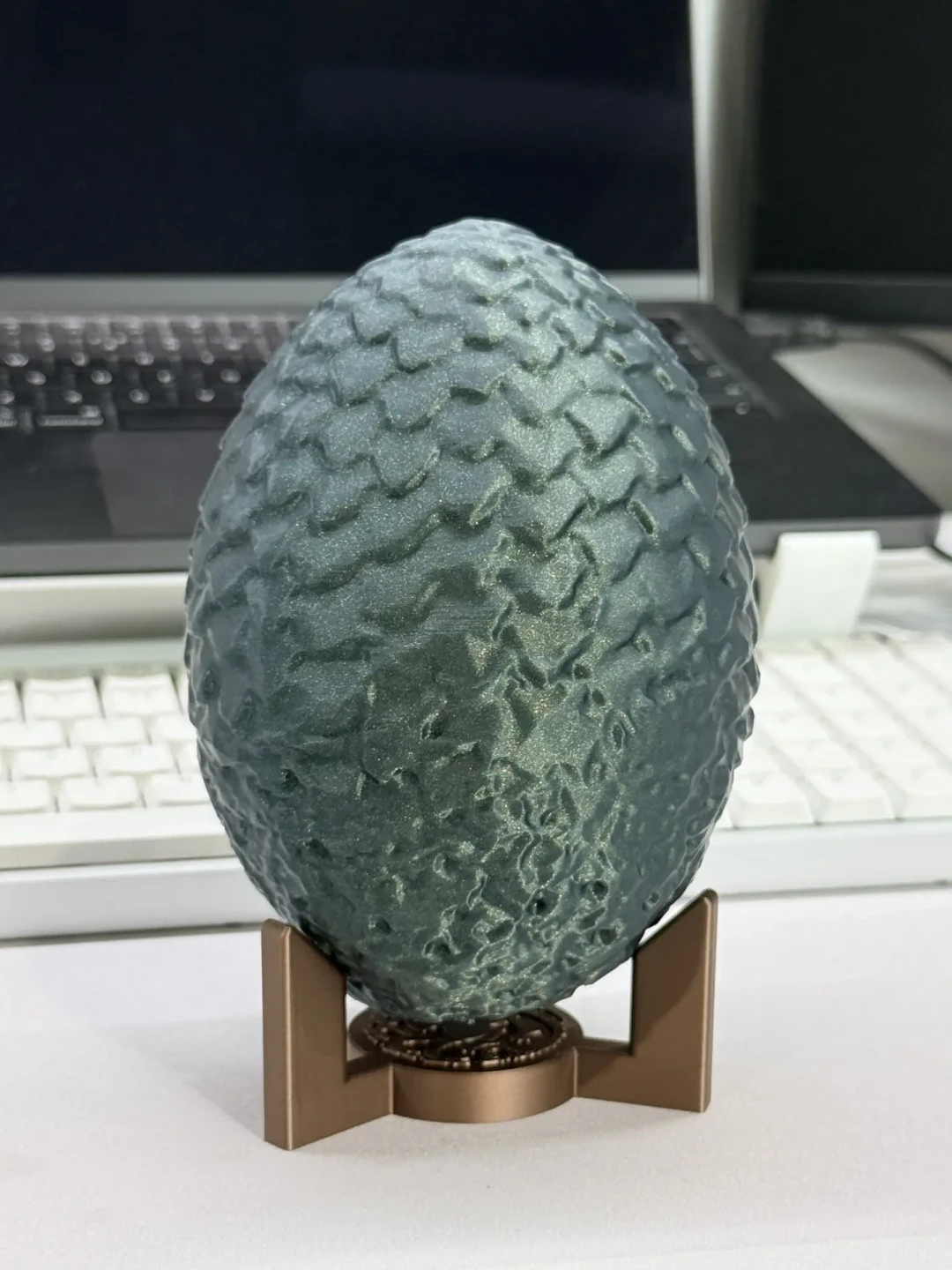 假的