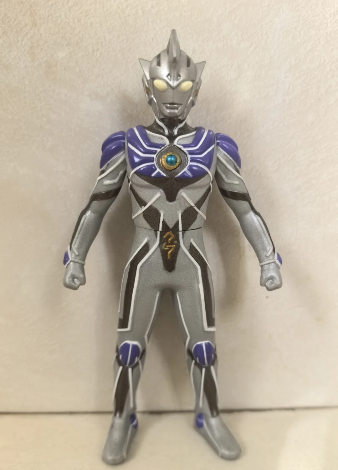 20元到2500元,四条路线把雷杰多奥特曼请回家:神秘四奥里周边最少的一位,怎么买与怎么避坑