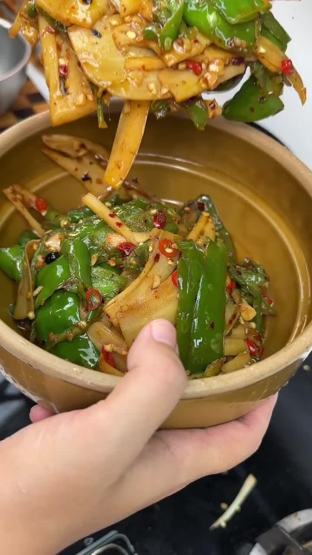 不二食记一周更新16道菜谱，四分之一在教防翻车：我从里面挑出了真正值得做的几道