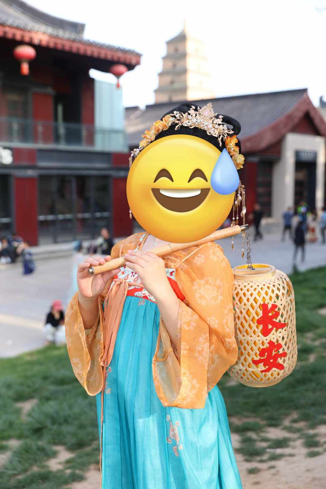 景区国风旅拍别急着付钱:我们从几十条避坑帖里扒出了四个通用套路