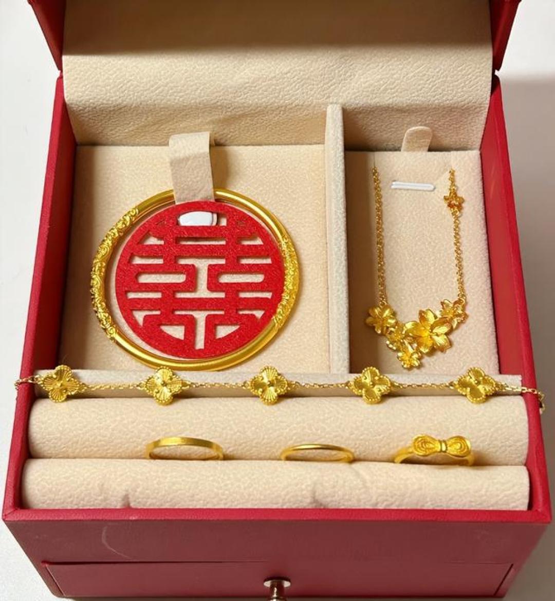 金饰站上1300元/克,三金五金怎么买:同样60克,三条路线差出2万