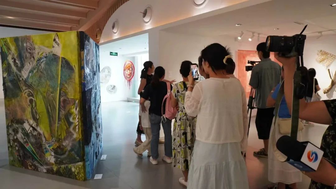 西岸那场纤维艺术大展闭幕了，但这个展季才到高潮：还在展的几场，值得专门跑一趟吗