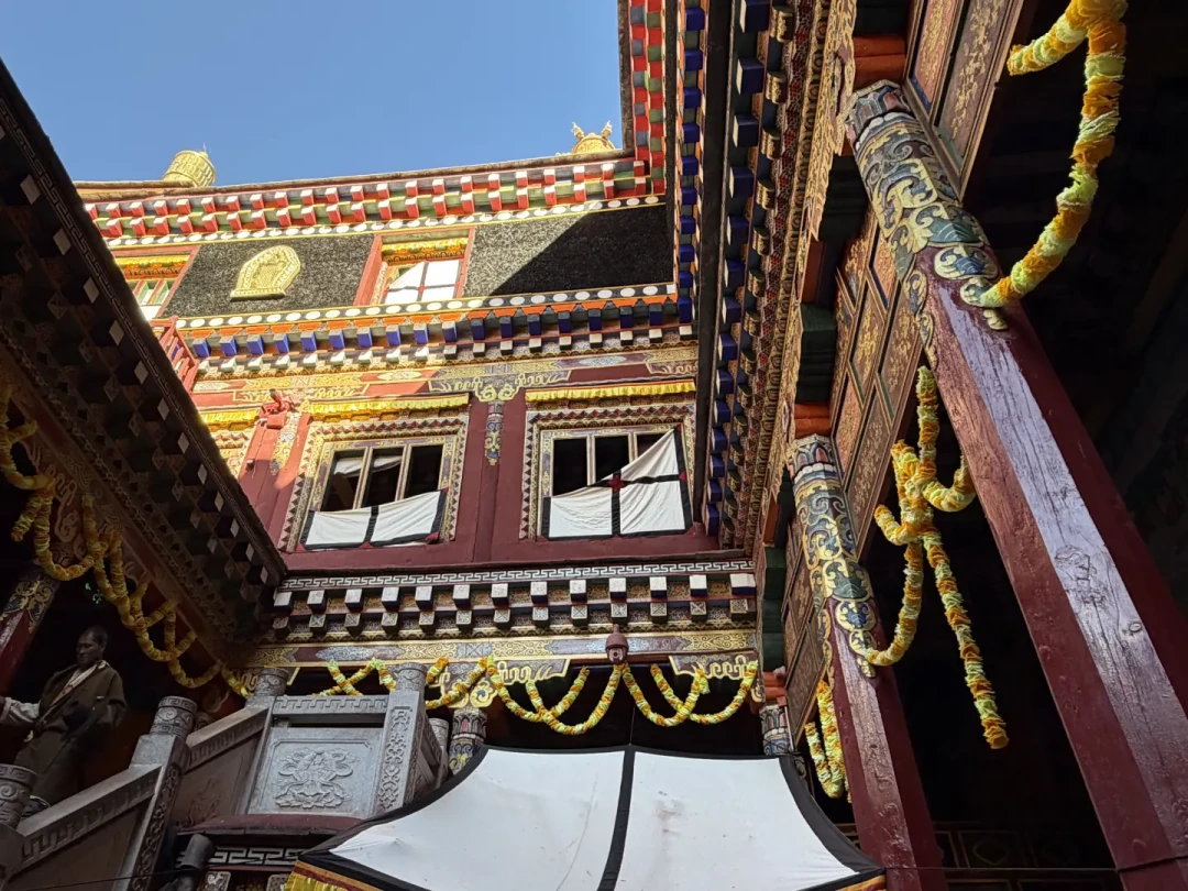 317元甘孜终身门票在手：最远的一站德格印经院，顺路值得去，专程别去