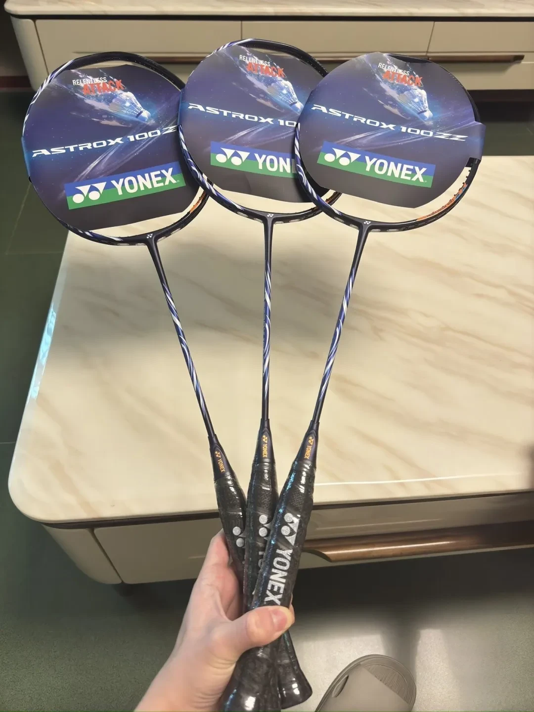 天斧100ZZ古红要停产?去年藏青被炒到3000元,如今退烧到1600元:下手前先分清哪个是拿来打的,哪个是拿来藏的