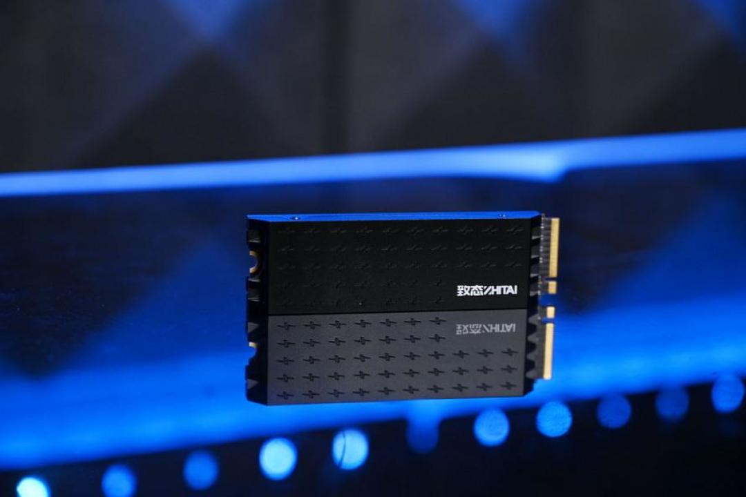 全盘都在涨,这块旗舰5.0却逆风降价:致态TiPro9000现在值得出手吗