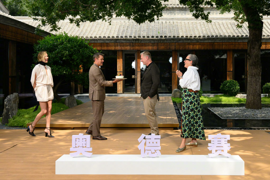 《奥德赛》全球票房破11亿美元,塞隆的戏份不多,但她是这部史诗的倾听者