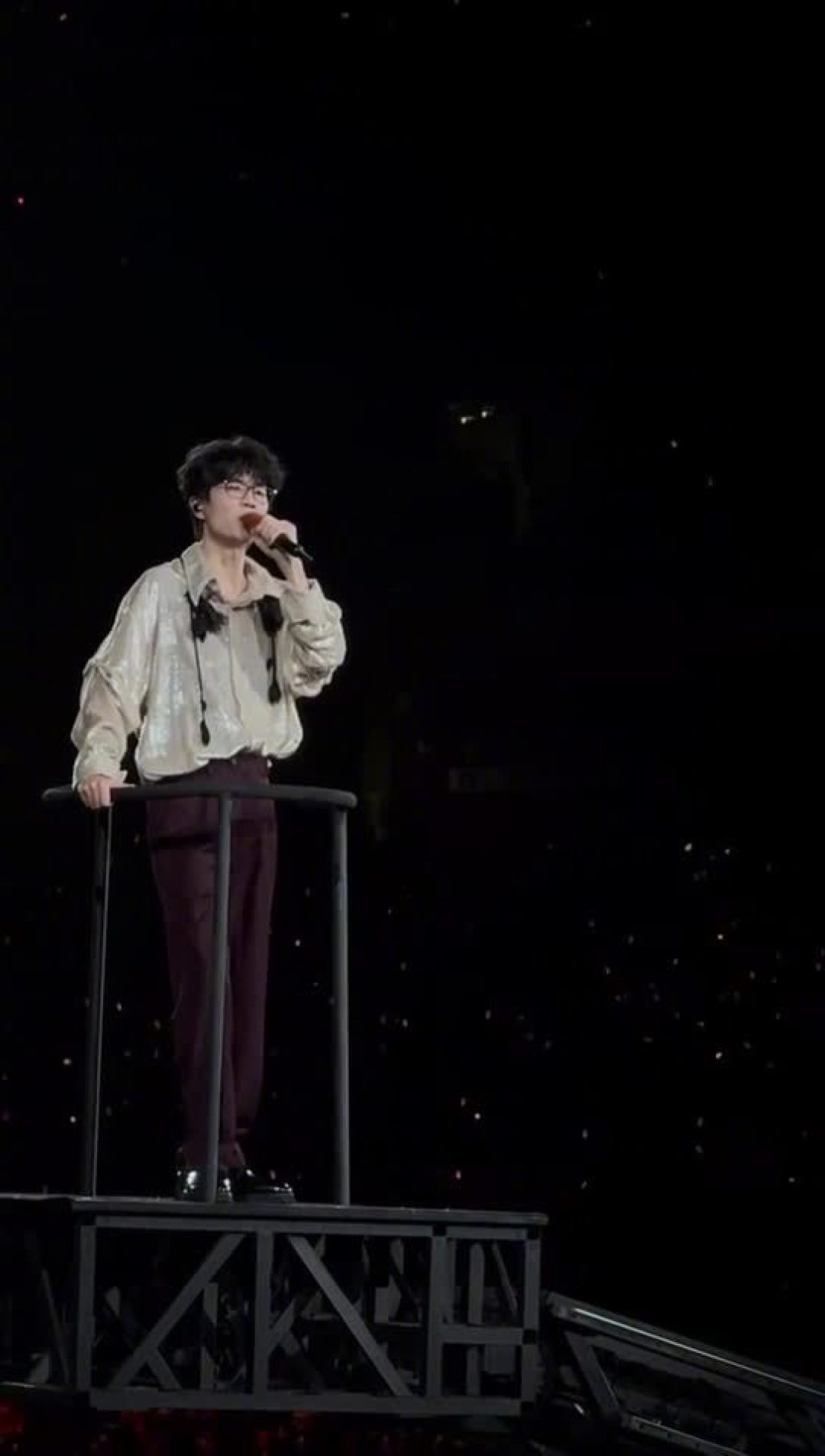 许嵩的巡演连着三场出事故,门票却照样秒罄:天津8月25日预售,怀旧之前先把这三件事想清楚