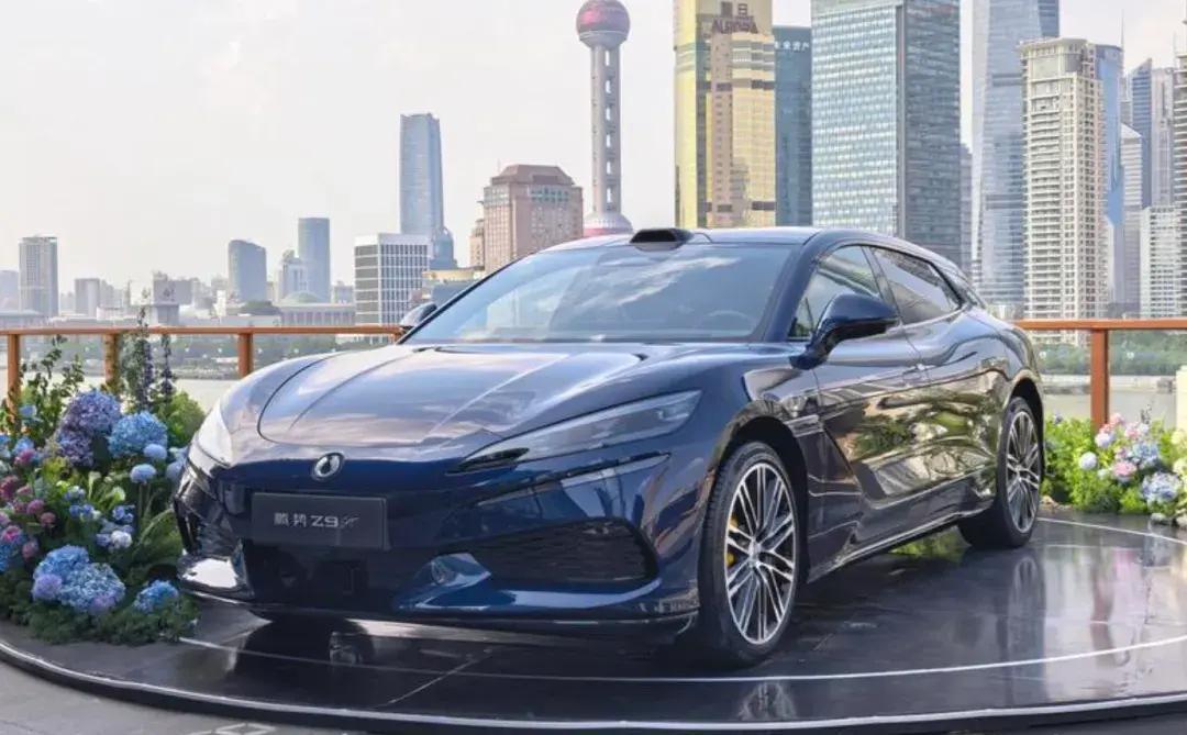 纽北要迎来第一台中国性能猎装了:腾势Z9GT赛道版谍照,我把实锤和传言捋清楚了