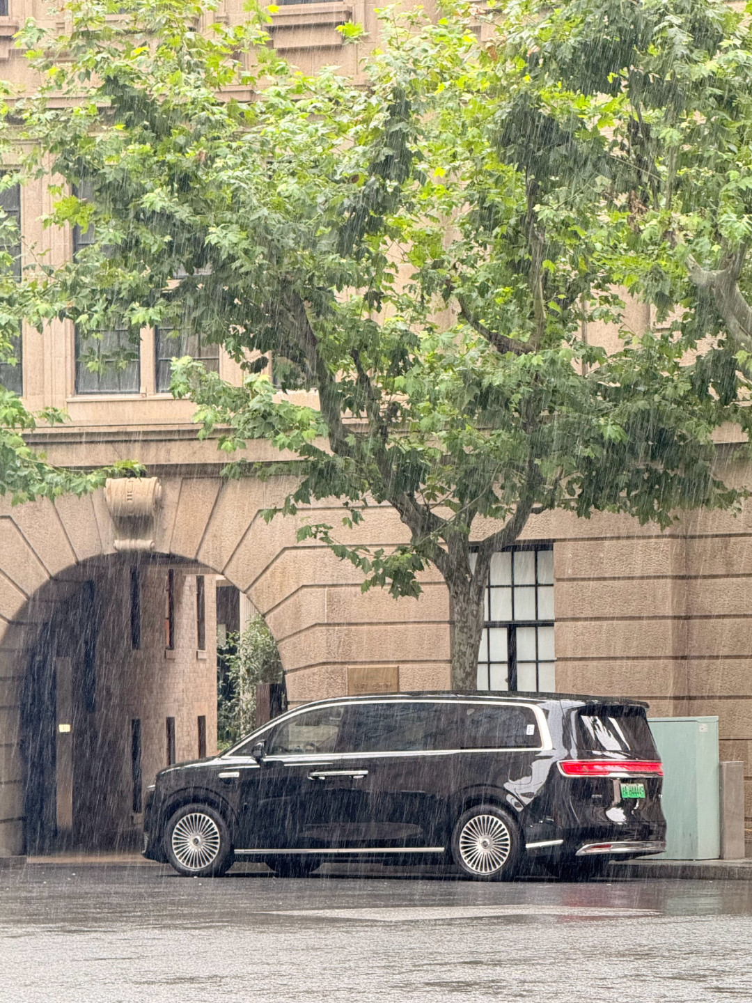 7月增程无一破万，理想纯电首超增程：核对完乘联会数据、理想交付单和被埋掉的+0.8%后，我把增程还能不能买说清楚了