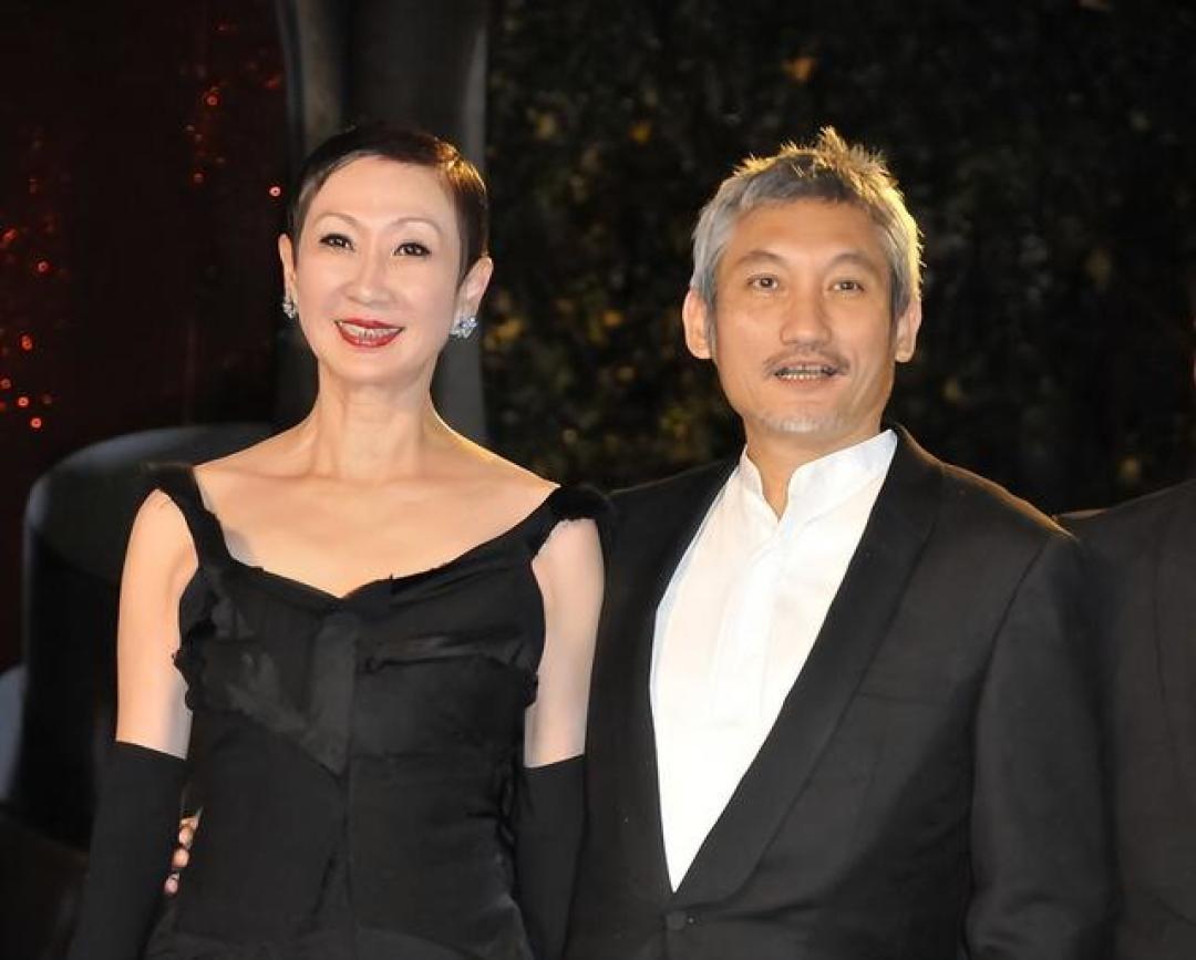 徐克为施南生写了首《从未离开过》,还留了个心愿:追思会四首献歌、纪念相簿和他与音乐的旧缘,一次捋清