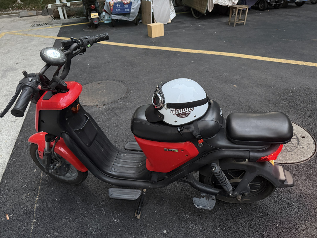 新车4500元,两年后1150元:8月底二手小牛便宜得狠,但