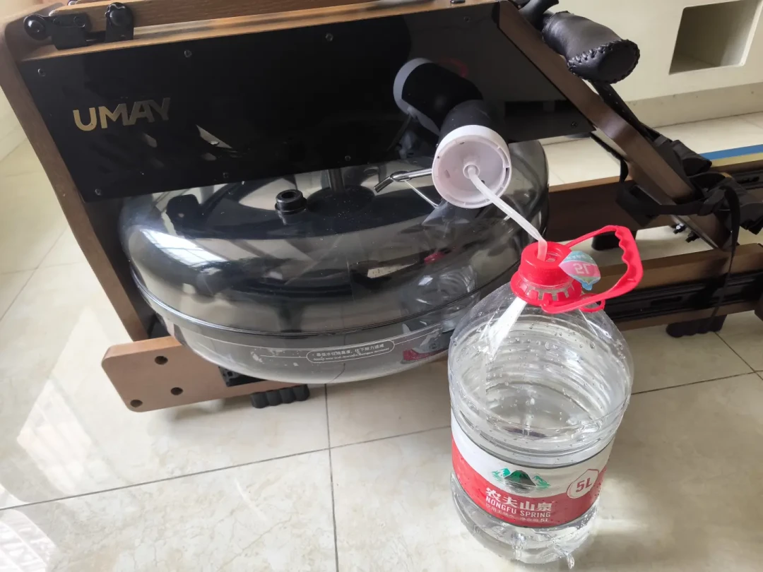 麦瑞克950还是佑美R7?测评评论区天天有人问:划船机先看体重选阻力类型,再看型号