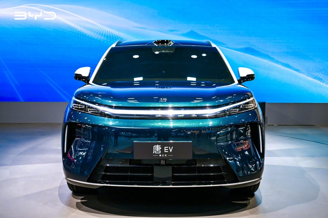 第三代唐没有DM,唯一混动大七座只剩唐L清仓:三类人三种买法