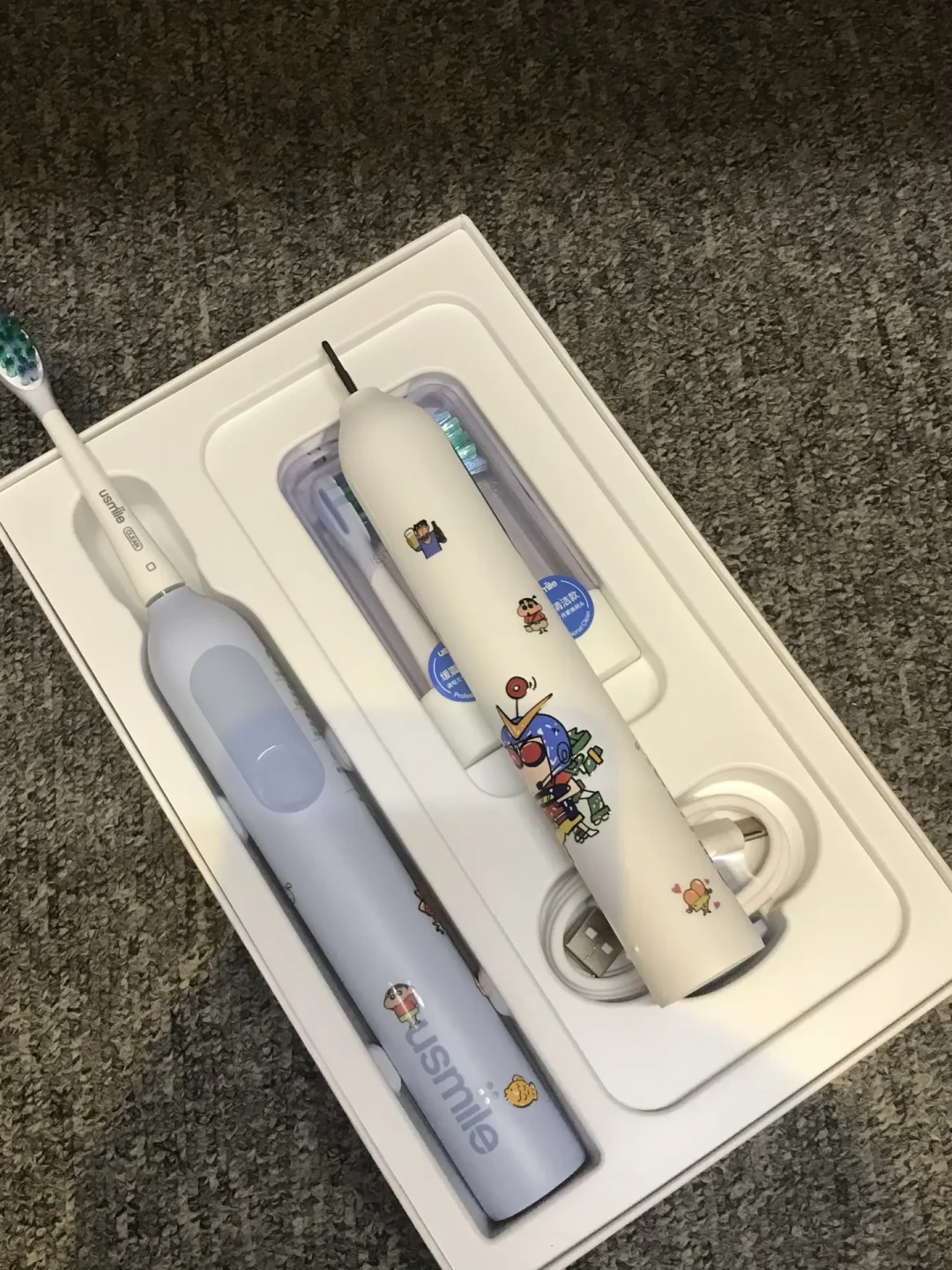从齐司礼到蜡笔小新,“痛刷”把usmile刷成了二次元的实用谷:入坑前先对清机型、费用和这6个坑