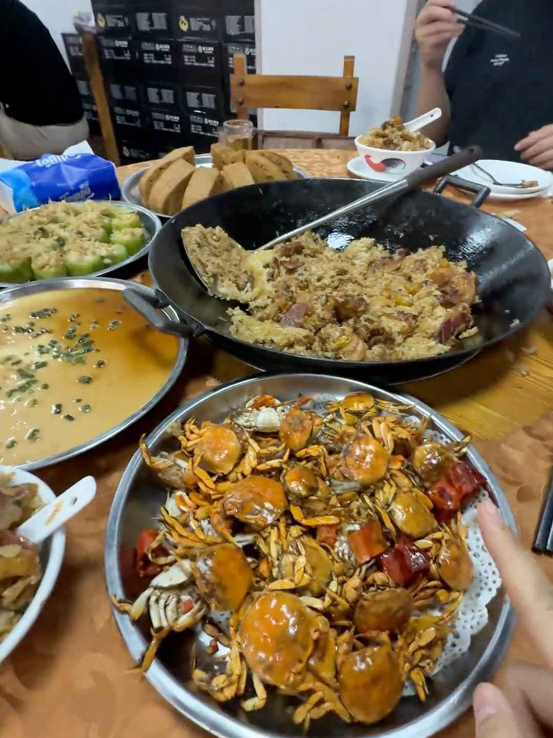 全网都在给苍蝇馆子发