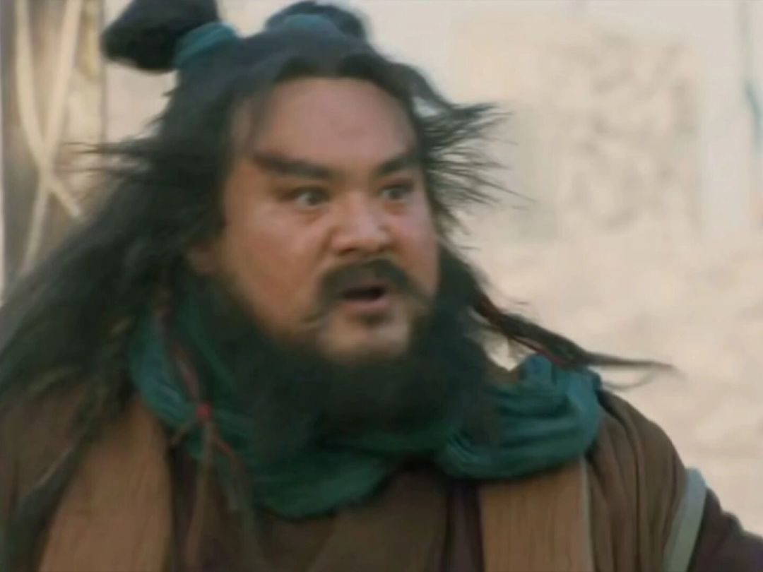 张飞和李逵谁更能打?把李逵的原著战绩全对完,我先发现一个冷知识:新版里这俩是同一人演的