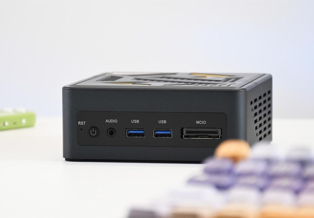 显卡坞最低329元、最高13000元：OCuLink、雷电5、USB4三条路，怎么选看你笔记本的接口