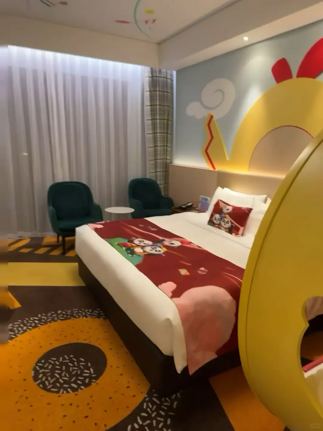 长隆周年庆套餐，别急着付款：4个渠道比下来，最低实付省100，有的还多送早餐和升房
