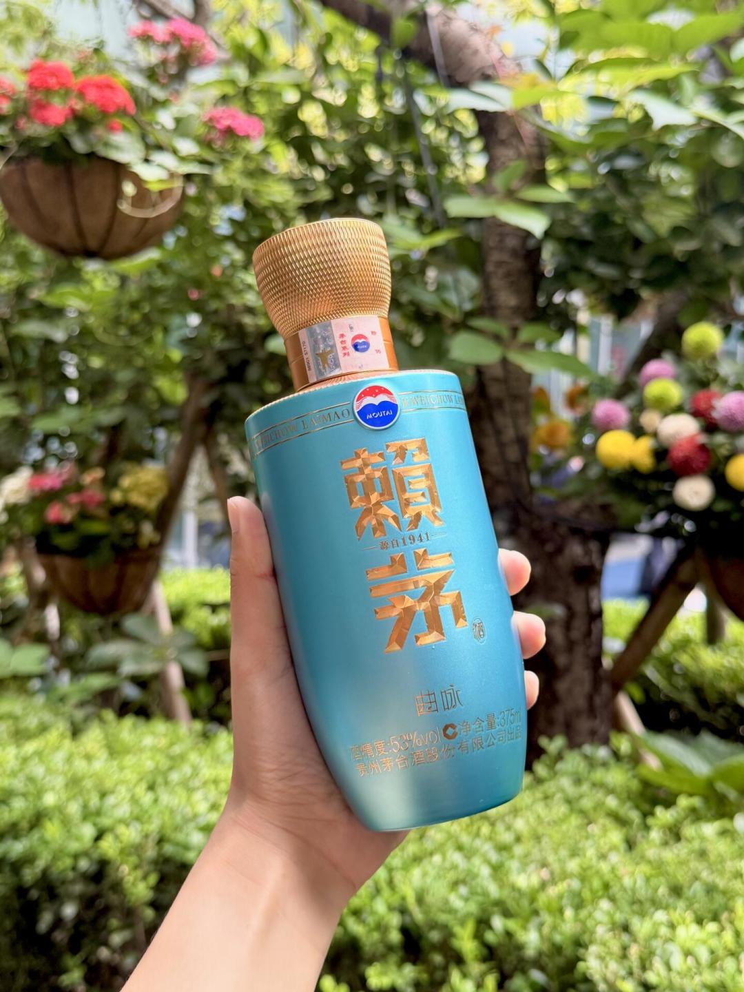 一周冒出7篇“赖茅出身”文,全是零互动:谁在重写1941,为什么是现在