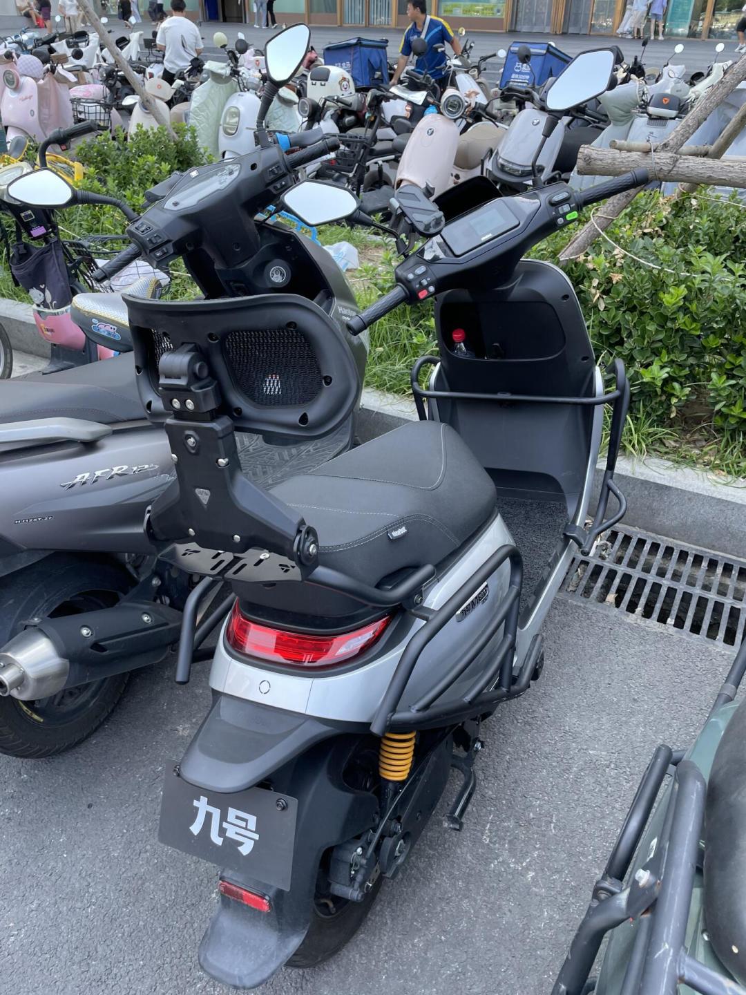 九号向外卖骑手卖车,老骑手却先不答应了:我翻完全网争论,搞明白哪些人适合拿九号赚钱