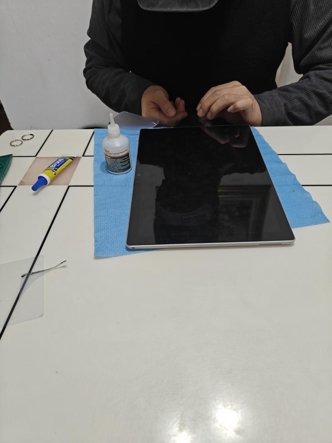 新Surface最高涨价3500元，入门线直接停产：手里的老机器先别急着卖，翻新比你想的更值