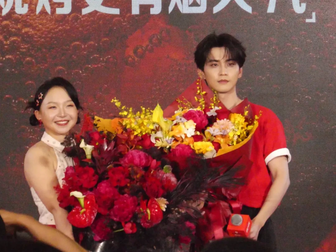 《五十公里桃花坞6》收官一个月，“辣鑫窝子”还在天天发糖：这对“假结婚”CP，值得磕吗？