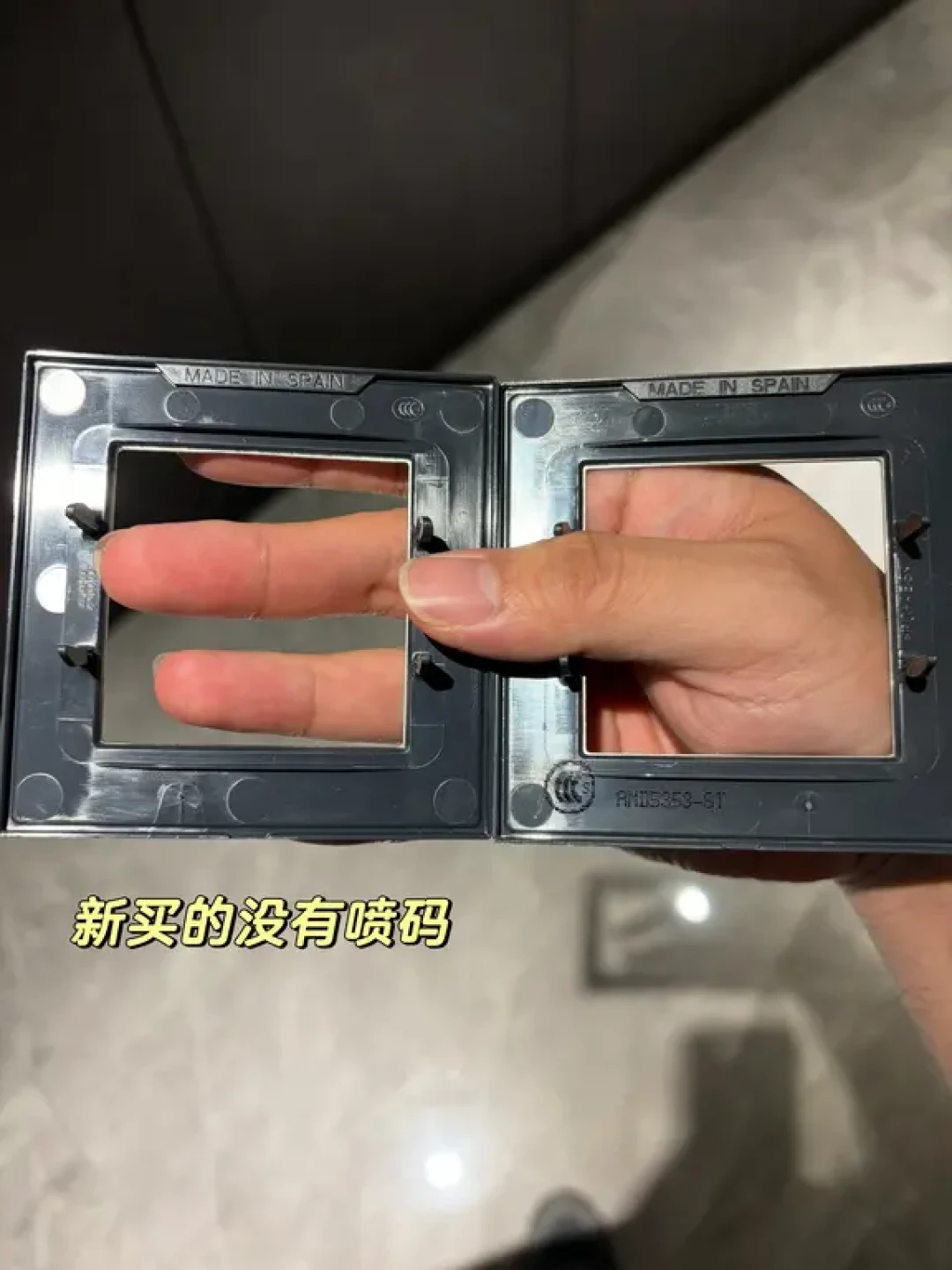 五孔盖板全网只剩一家?翻完ABB全系面板,我搞懂进口溢价适合谁、不适合谁