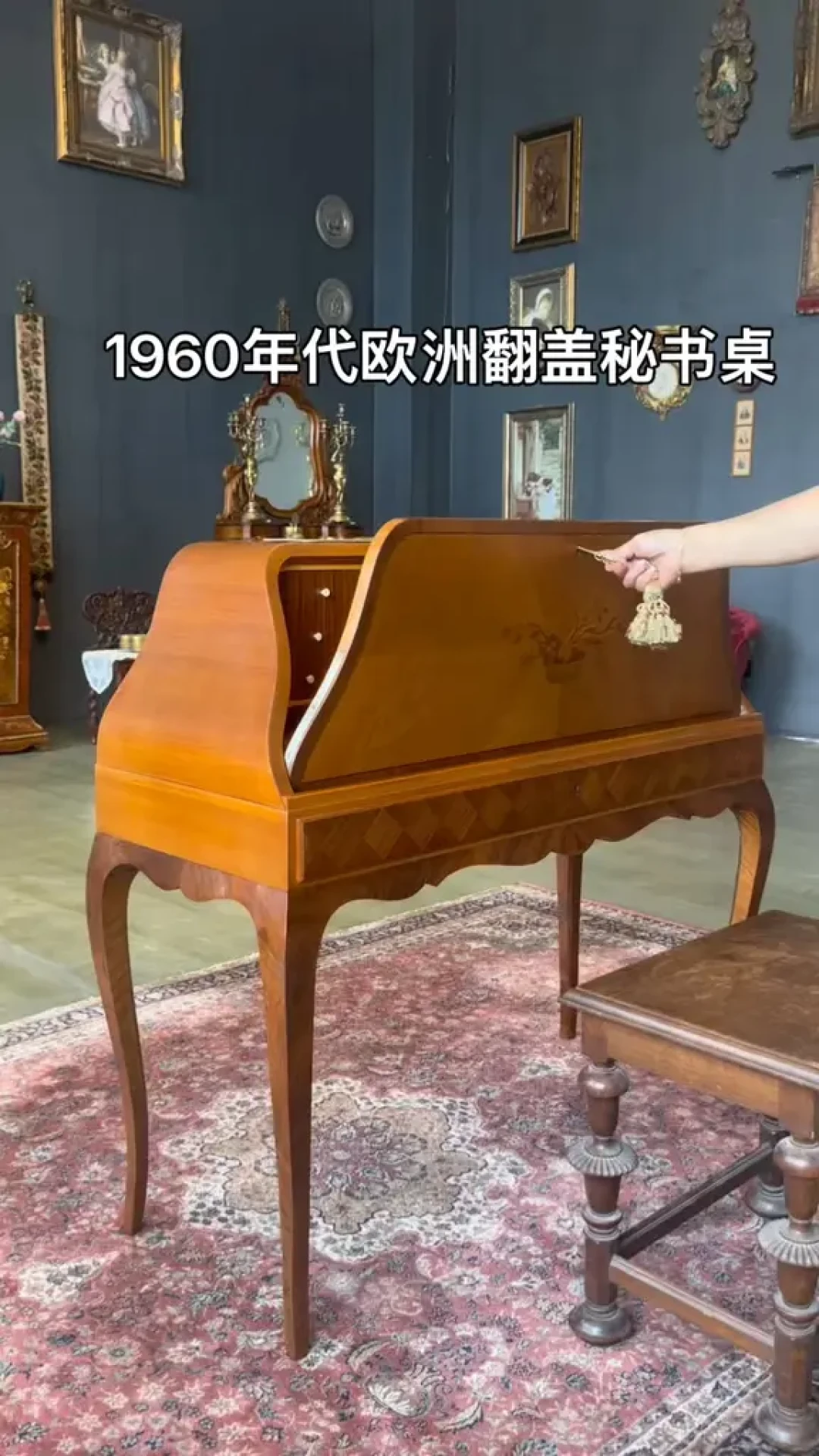 让娃圈着急的乔治三世古董桌：真品十万起，同款翻盖其实有四条买法